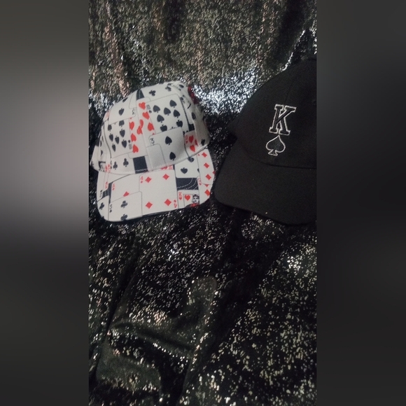 Poker caps - Picture 2 of 4